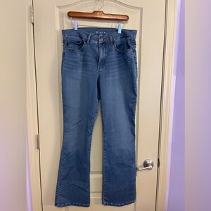 Levi’s easy fit 31” inseam size 14